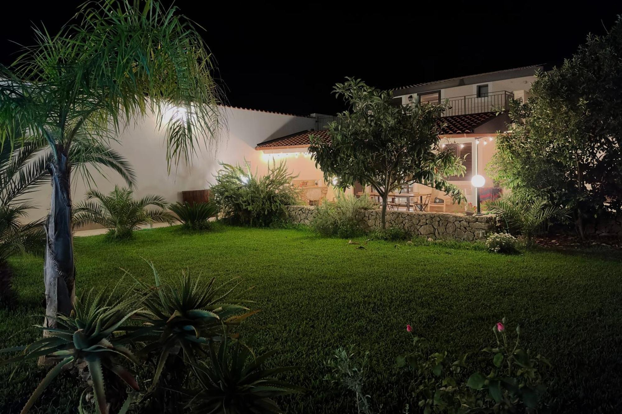 Villa Ramadia Floridia Bagian luar foto
